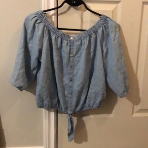 NWT Off the Shoulder Light Jean Crop Top